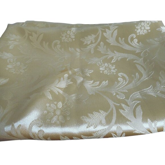 Vintage Gold Damask tablecloth 82 x 59 " rectangle Polyester - Estate Find - Picture 1 of 2